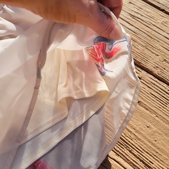 NWOT Peach Love California oFloral Chiffon Shorts - Picture 8 of 11